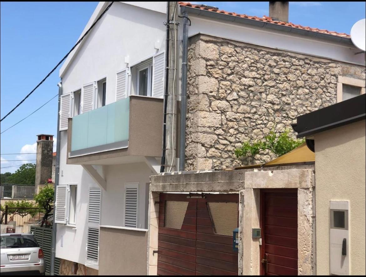 Holiday Home Maria One Minute From -Beach Zadar Extérieur photo