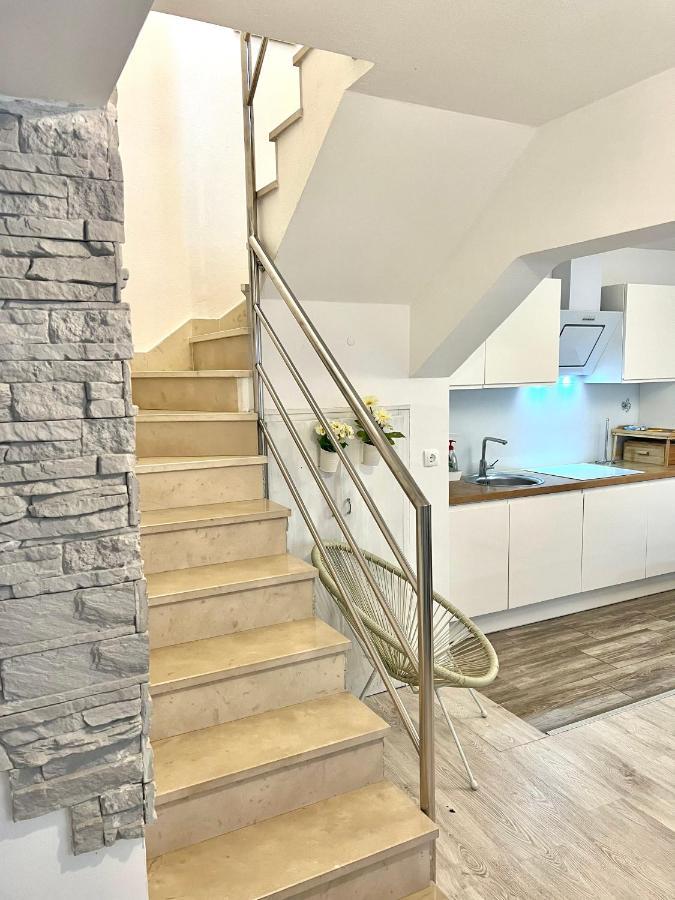 Holiday Home Maria One Minute From -Beach Zadar Extérieur photo